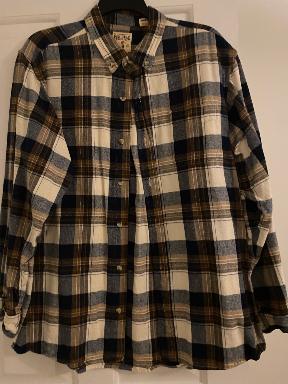 RedHead Men's Plaid Button-Down Shirt in Navy, Brown & White